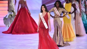 Amine Gulse, Miss Turki 2014 yang Jadi Istri Mesut Oezil