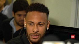 VIDEO: Datangi Kantor Polisi, Neymar Bahas Kasus Pemerkosaan
