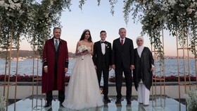 Erdogan Jadi Pendamping di Pernikahan Oezil dan Gulse