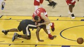 FOTO: Toronto Raptors Selangkah Lagi Juara NBA 2019 Toronto Raptors selangkah lagi juara NBA setelah menang di gim keempat final atas Golden State Warriors 105-92, Jumat (7/6), Raptors unggul agregat 3-1.