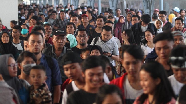 Pascalibur lebaran 2019, setidaknya ada 35.209 ribu orang yang tercatat datang ke Jakarta dengan status penduduk non-permanen.