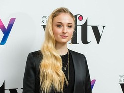Sophie Turner Tiba-tiba Ngamuk, Kenapa?