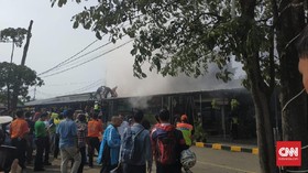 Korsleting, Minimarket Stasiun Pasar Senen Sempat Terbakar