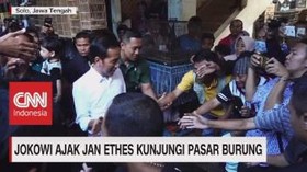 VIDEO: Jokowi Ajak Jan Ethes Kunjungi Pasar Burung