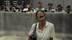 FOTO: Ricuh Aksi Rakyat Hong Kong Tolak RUU Ekstradisi