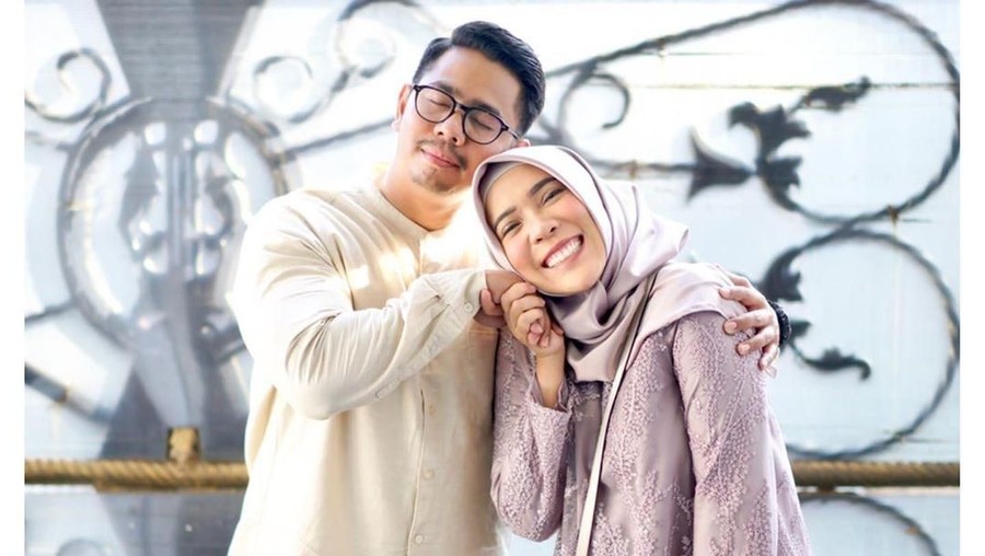 Fitri Tropika akhirnya hamil anak utama usai sembuh dari penyakit TBC.