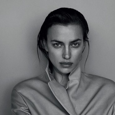 Penampilan Seksi Irina Shayk Usai Putus dari Bradley Cooper