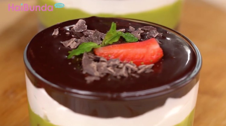 Alpukat berpadu dengan cokelat? Siap-siap terkejut dengan kelezatannya.