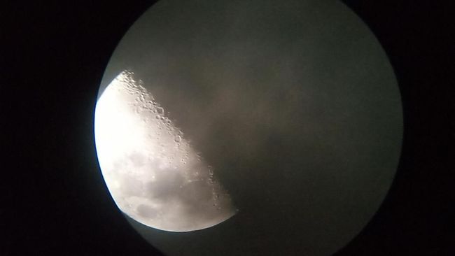Planetarium Jakarta memiliki belasan teleskop untuk menikmati fenomena luar angkasa.