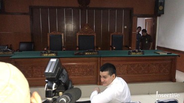 Bantah Semua Tuduhan JPU, Steve Emmanuel Berharap Rehabilitasi