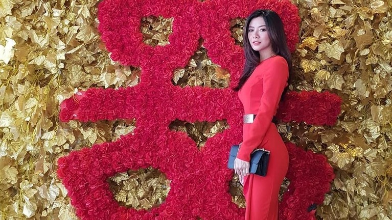 Gwen Priscilla tengah menjadi buah bibir setelah menikah dengan mantan suami Diana Pungky, Dedey Mulyawan Risyad. Berikut ini pesona kecantikan Gwen Priscilla.