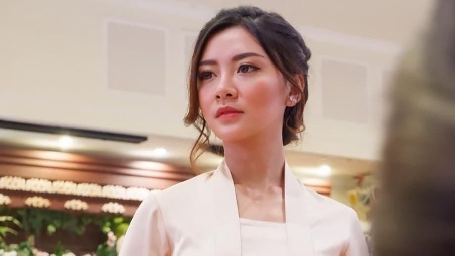 Soal perkenalan Gwen Priscilla dengan Dedey Mulyawan Risyad.