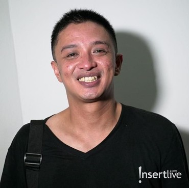 Eza Yayang Tak Tega Lihat Istri Tahan Sakit Disuntik Pengencer Darah Saat Hamil Lagi