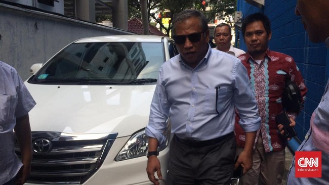 Kuasa hukum mantan Komandan Tim Mawar, Herdiansyah menyatakan akan terus berkonsultasi dengan Polri untuk menemukan pidana dalam laporan Majalah Tempo.