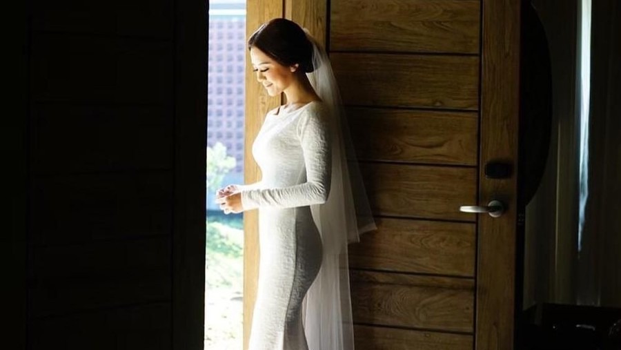 Gwen Priscilla menikah diam-diam dengan Dedey di Malang, Jawa Timur pada Sabtu, 8 Juni 2019 lalu.