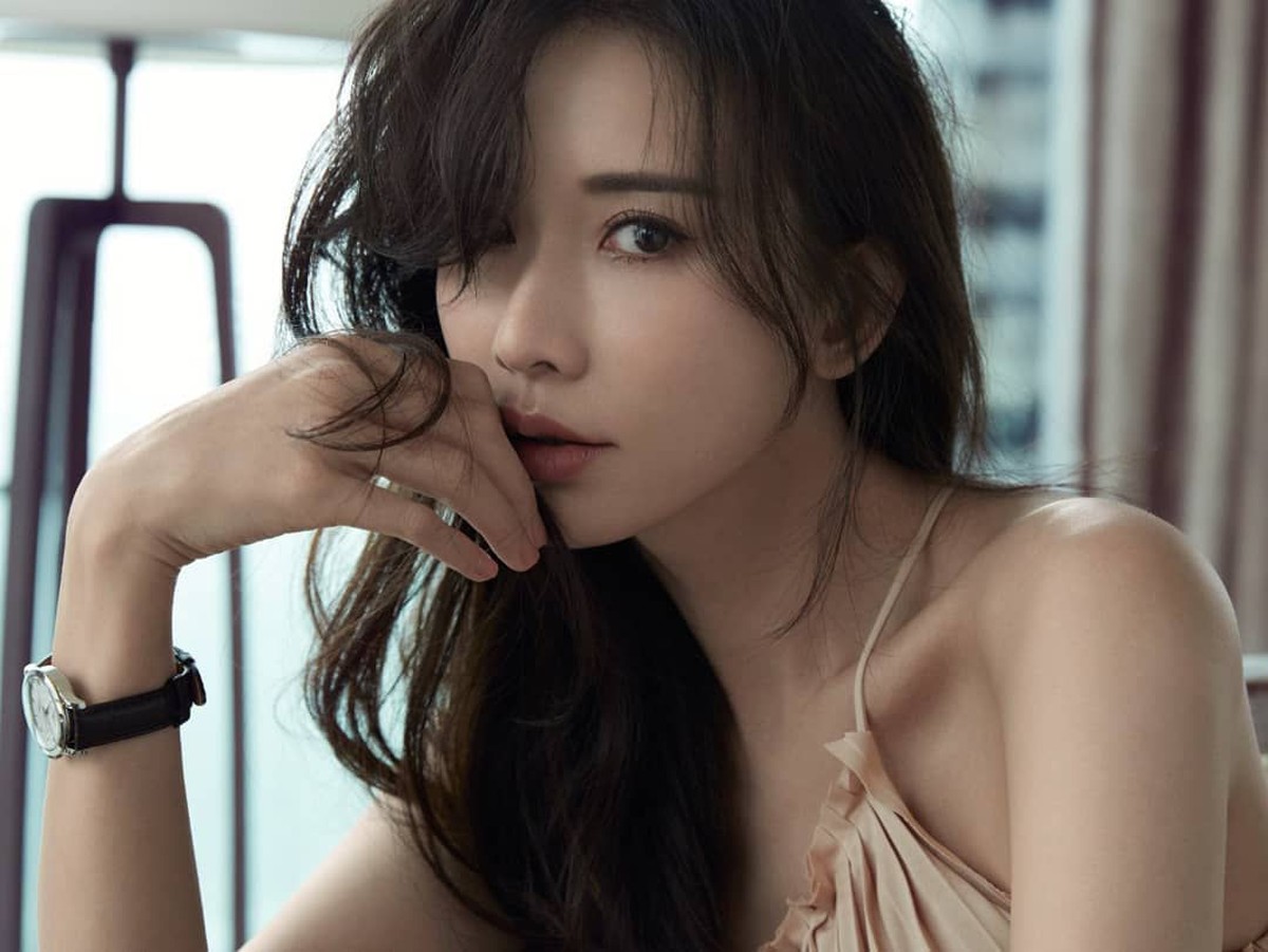 Ini dia 6 pesona Chi-lng Lin&comma; model sekaligus artis yang sukses bikin Jerry Yan patah hati&period;
