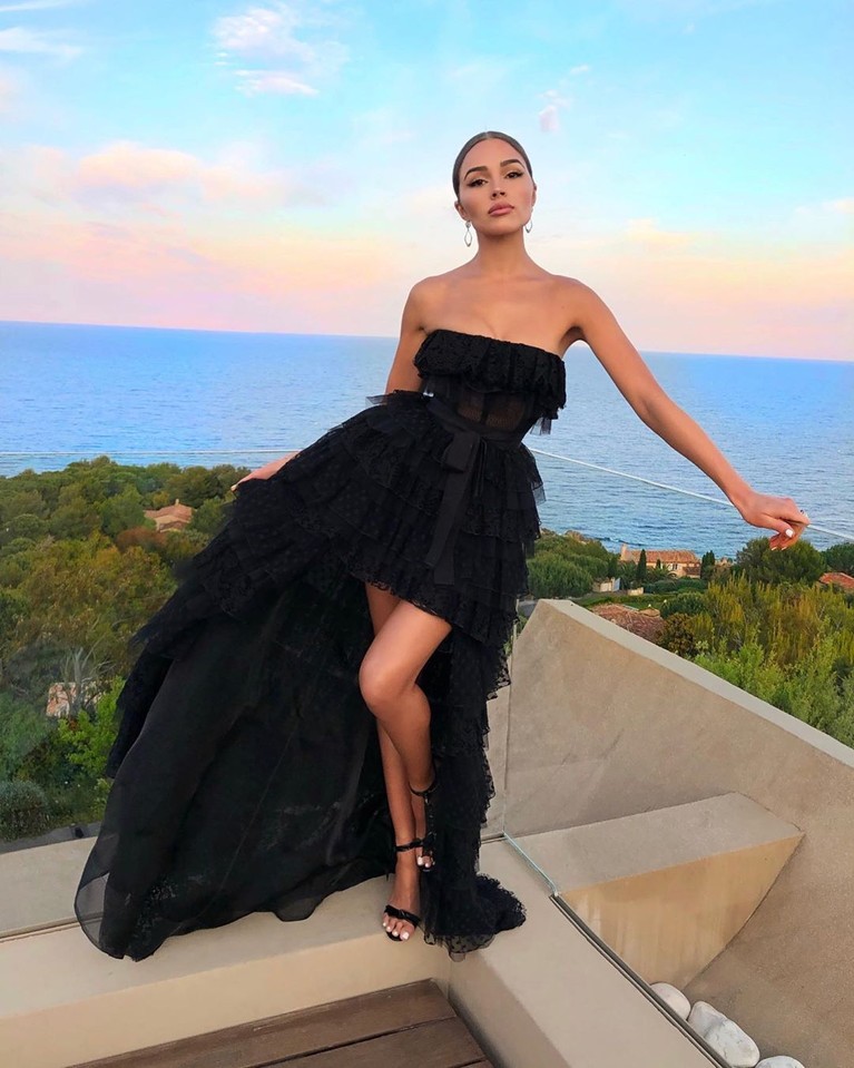 Olivia Culpo, Miss Universe 2012 baru saja terpilih menjadi wanita terseksi 2019 versi majalan Maxim. Berikut 6 potret Olivia yang penuh pesona.