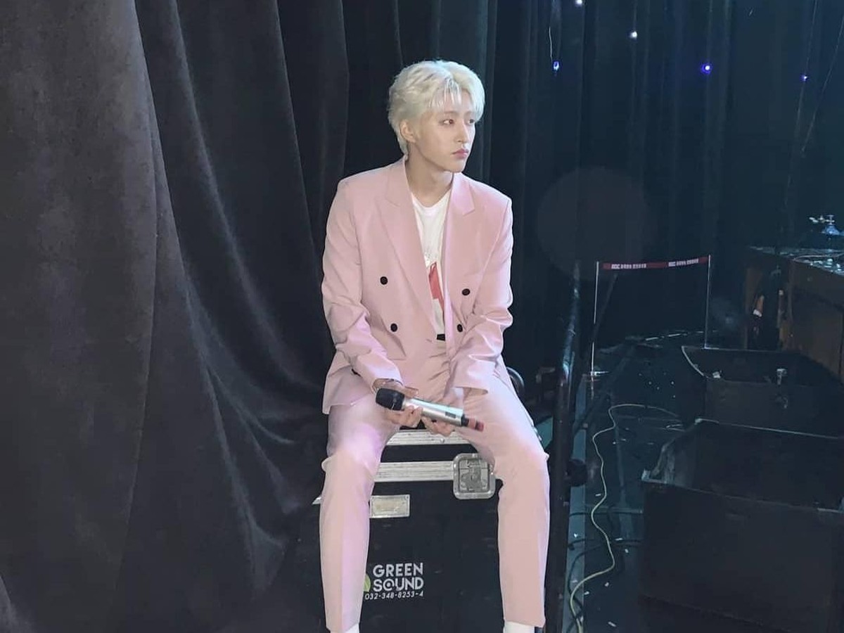 Kabar tersandungnya B&period;I iKON dalam kasus narkoba sangat menghebohkan publik Korea Selatan dan dunia&period; Banyak fans yang tidak percaya dengan kabar tersebut&period;