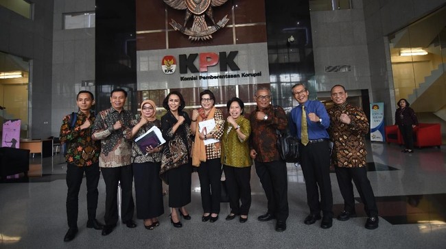 Dari 40, ada 20 nama calon pimpinan KPK yang lolos tes profile assesment, di antaranya 4 dari Polri, 3 dari Kejaksaan,  1 orang hakim
