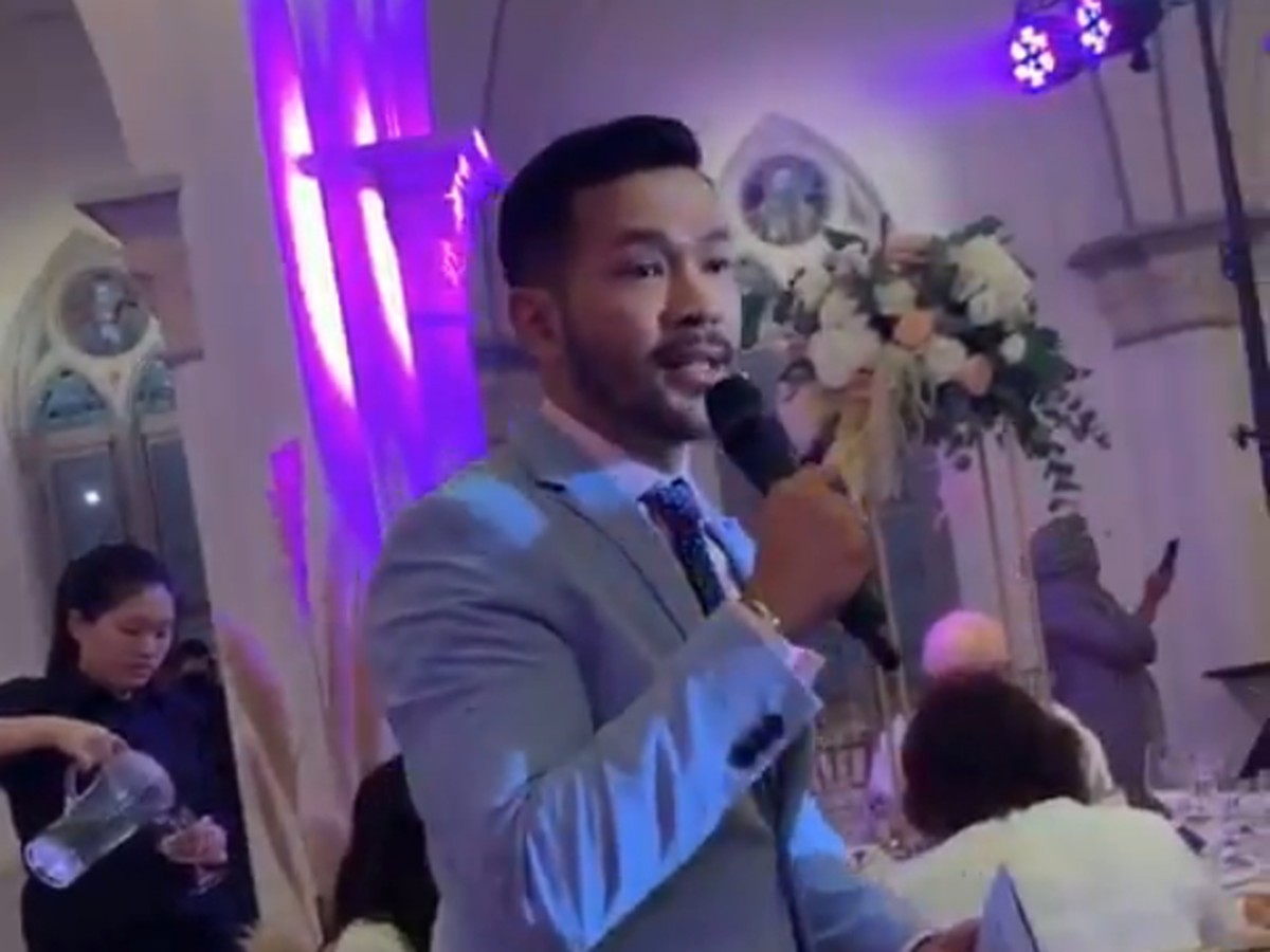 Adik Ruben Onsu&comma; Jordi Onsu&comma; menggelar pesta ulang tahun sangat mewah di Chijmes&comma; Singapura pada Rabu &lpar;12&sol;6&rpar;&period; Berikut beberapa potret kemewahannya&period;