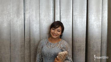 Amel Carla Siap Jadi Mahasiswa Fakultas Hukum