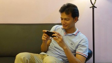 img-title Anak Fedi Nuril Pernah Tegur Penumpang dalam Satu Pesawat