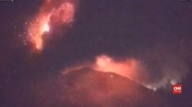 VIDEO: Gunung Agung Erupsi, Puluhan Warga Mengungsi