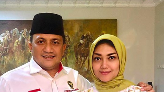 bella saphira dan suami