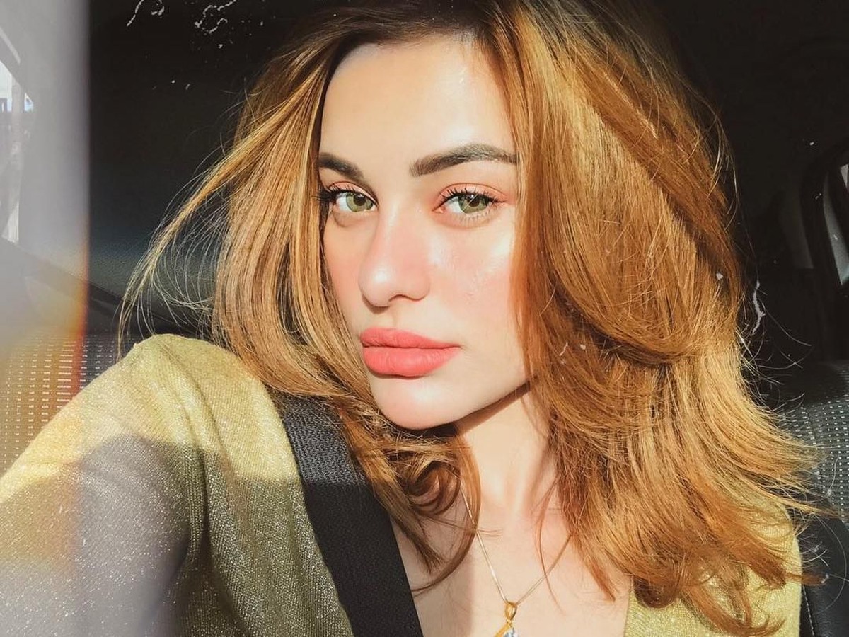 Jerinx SID pamer pacar baru di Instagram&comma; ini 5 pesona kecantikan Nora Alexander&period;