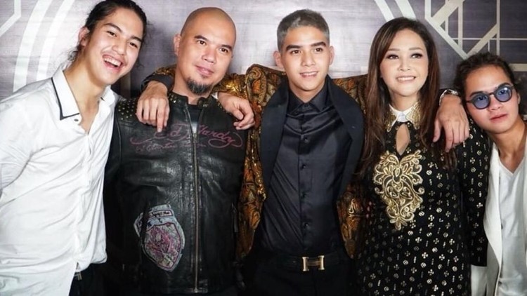 Ahmad Dhani, Maia Estianty, dan ketiga putranya
