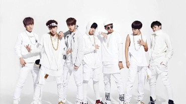 BTS Jalani Wajib Militer Bersama?
