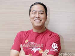 Kena COVID-19 Lagi, Pandji Pragiwaksono Akui Kesalahan Sendiri