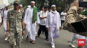 Massa FPI Hadir Aksi Damai, Ketum Sebut untuk Dukung MK