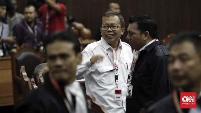 Anggota Komisi III DPR RI Fraksi PPP Arsul Sani yakin bahwa Presiden Jokowi tak akan merespons tuntutan terkait Pansel Capim KPK.