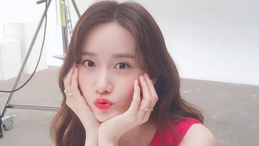 Lirik Lagu Promise - Yoona Lirik dan video musik Promise - Yoona.