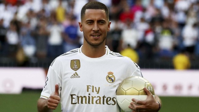 Tubuh Eden Hazard yang terlihat kegemukan membuat sejumlah penggemar Real Madrid melontarkan kritikan.