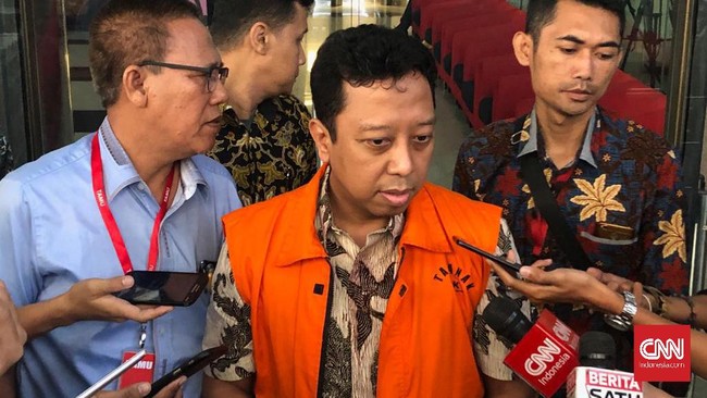 Setidaknya tujuh sosok yang pernah menjadi kandidat rektor UIN diperiksa KPK sebagai saksi untuk tersangka jual beli jabatan di Kemenag Romahurmuziy.