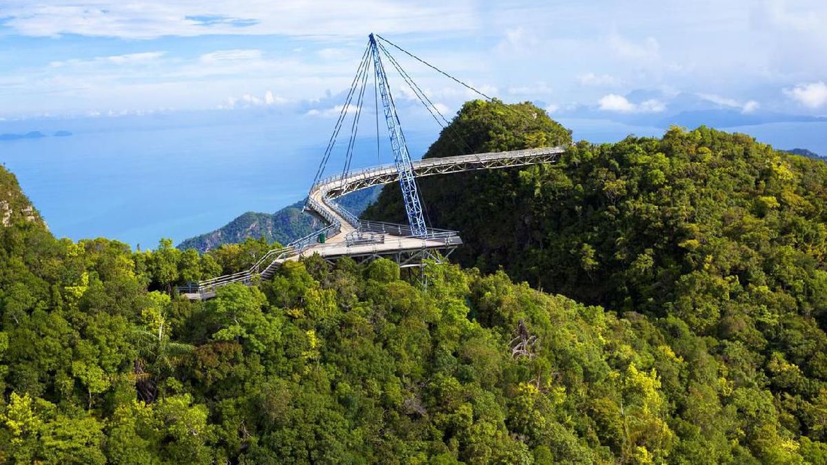 Malaysia Kembali Jadi Negara Terbanyak Dikunjungi Turis Asing di ASEAN