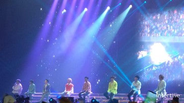 Semangat Berjoget, Leetuk Super Junior Tendang Lampu Panggung