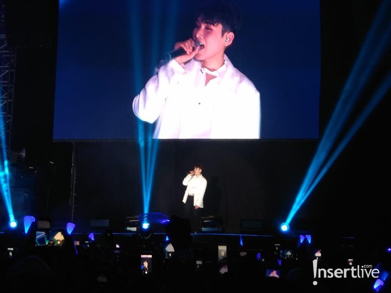 Potret penampilan Super Junior di konsernya yang bertajuk 'Super Show 7S' di Jakarta.