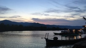 Kampot, Kebun Lada dan Destinasi Pesta 24 Jam