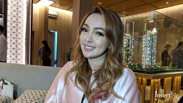 Bisnis Baru Dokter Reisa Broto Asmoro