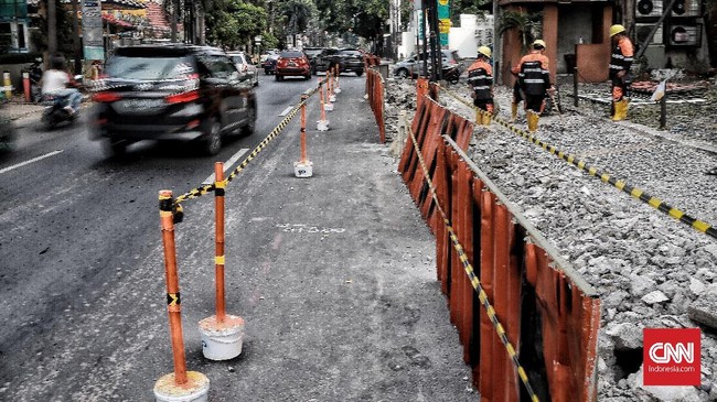 Asosiasi Penyelenggara Jaringan Telekomunikasi melayangkan somasi kepada Pemprov DKI terkait pemotongan kabel optik di kawasan Cikini tanpa pemberitahuan.