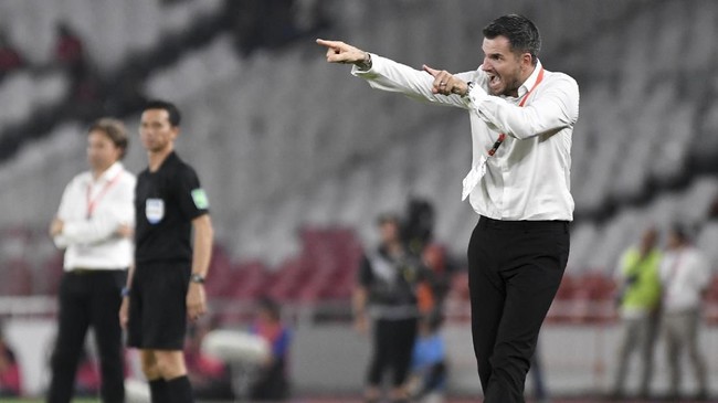 Pelatih Timnas Indonesia Simon McMenemy memilih tutup telinga terhadap komentar pelatih Malaysia Tan Cheng Hoe jelang laga perdana Kualifikasi Piala Dunia 2022.