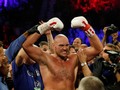 FOTO: Tyson Fury Menang di Ronde Kedua Atas Schwarz