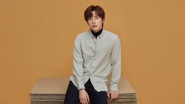 img-title Aktor Park Hae Jin Resmi Gabung Agensi Artist Company