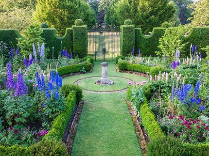 Highgrove Royal Gardens, Kebun Pangeran Charles yang Indah