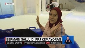 VIDEO: Bermain Salju di PRJ Kemayoran