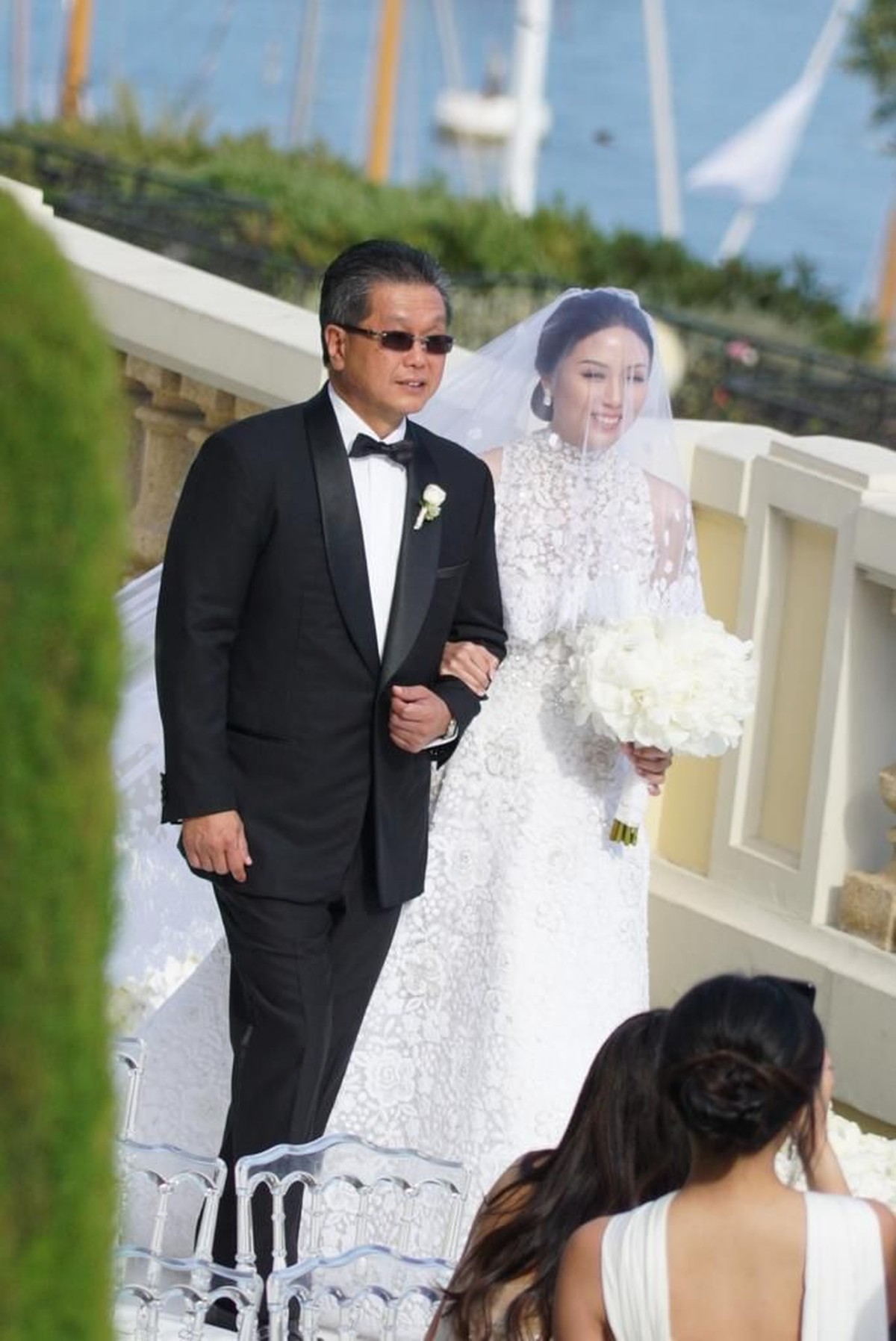 Beberapa potret pernikahan glamor Farah Khristina Sampoerna&comma; putri dari pemilik salah satu perusahaan rokok terbesar di Indonesia&comma; Putera Sampoerna&period;