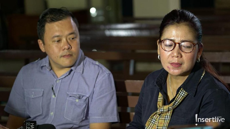Ibunda Kriss Hatta yang sudah mengupayakan jalur damai atas kasus anaknya justru dimintai uang sebesar Rp1 miliar.